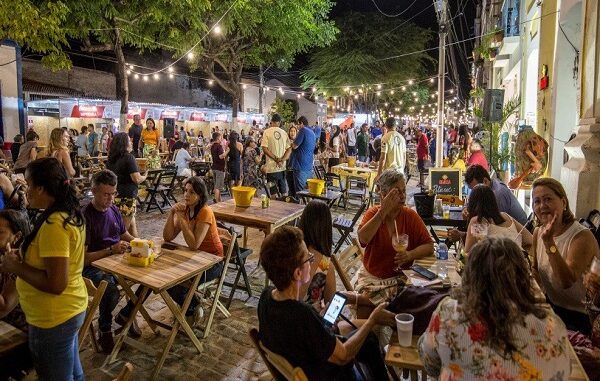 Super MiniBox promove série de ativações no Festival de Gastronomia e  Cultura do Aracati - Jornal do comércio do ceará