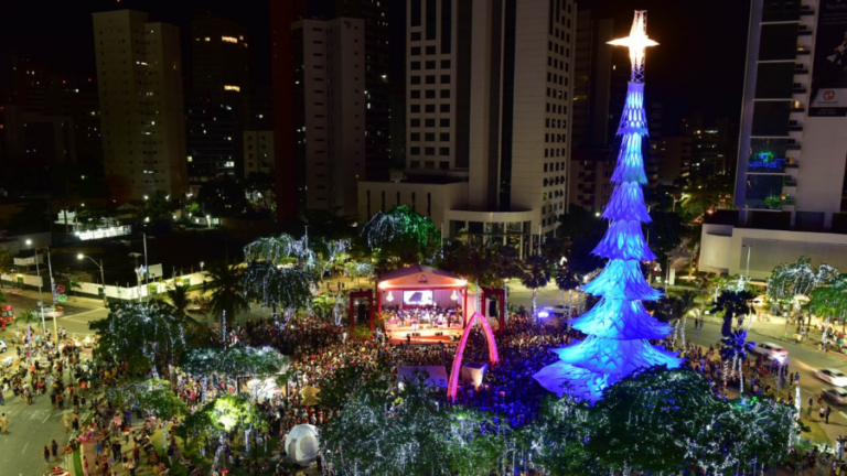 Abertura da 27ª edição do Ceará Natal de Luz acontece nesta sexta-feira (17) com Coral da Luz e show de Geraldo Azevedo na Praça do Ferreira