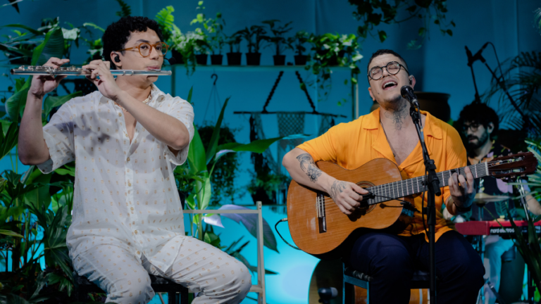 PROJETO DUETOS APRESENTA SHOWS DE MARCELO DI HOLANDA & MATEUS FARIAS E BANDA RENEGADOS ALÉM DOS RÓTULOS NO ANFITEATRO DA BEIRA MAR