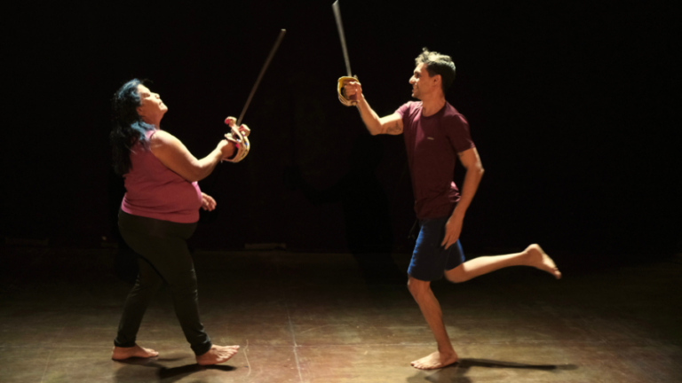 Projeto Entremeios Poéticos se apresenta nas Rotas de Criação do Laboratório de Teatro