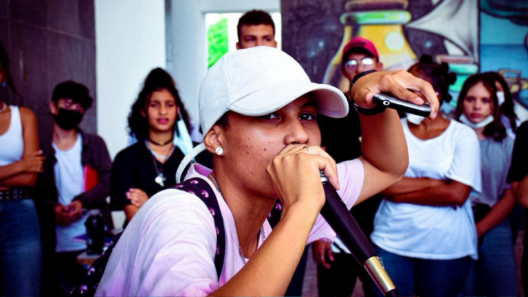 Competição de poesia falada, “Slam Entrelinhas” desembarca na Porto Iracema das Artes em 2ª edição