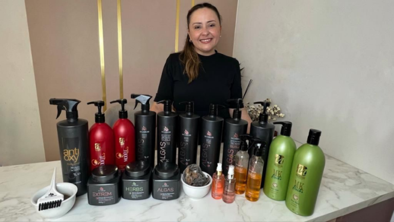 Com cinco linhas capilares, algas e óleos vegetais são alguns dos diferenciais na composição dos produtos naturais M.Karrari