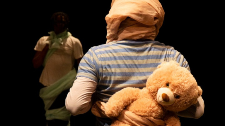 Pinacoteca do Ceará recebe “O Tempo da  Paixão ou o Desejo é um Lago Azul”, performance-dança inspirada na obra de Leonilson 