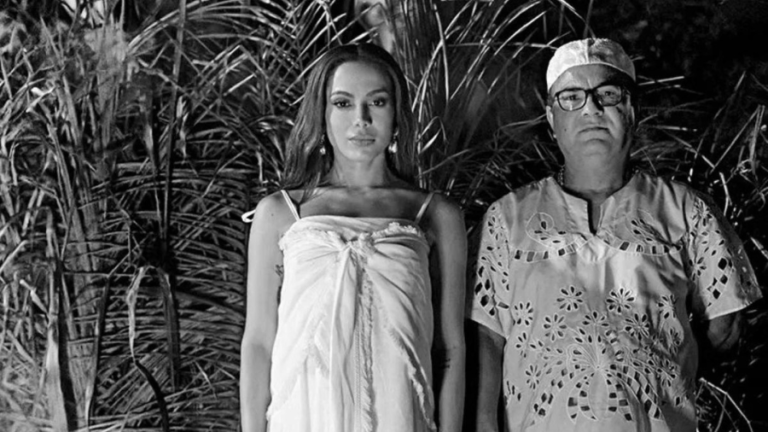 Anitta reage após ser alvo de intolerância religiosa e perder 100 mil seguidores