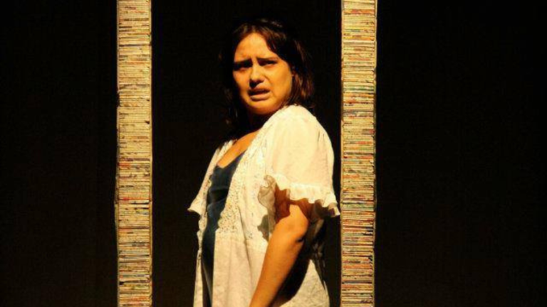 Espetáculo inspirado na obra de Chico Buarque,  “Uma valsa com sabor de loucura”, tem apresentação no Teatro do CUCA PICI nesta sexta-feira (21)
