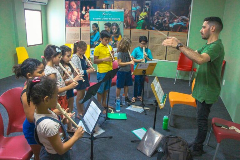 A Casa de Vovó Dedé prorroga inscrições para novos alunos dos cursos de instrumentos, teoria musical, coral e musicalização infantil até o dia 16 de agosto