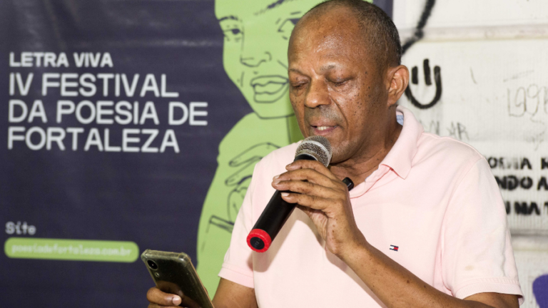 LETRA VIVA – V Festival da Poesia de Fortaleza leva programação literária para a Praia de Iracema neste sábado (03)   