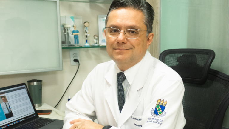 Dr. Leonardo colabora com a UFC e leva a Missão Menstrual a Quiterianópolis