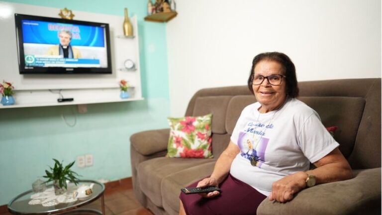 Conectando vidas: como a nova parabólica digital transforma o dia a dia dos brasileiros