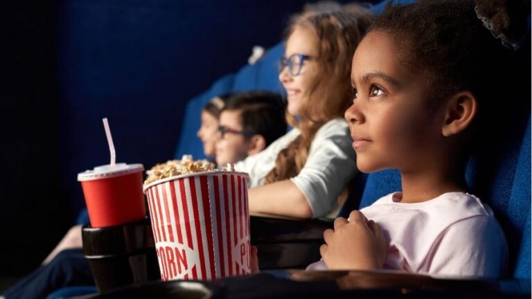 Fundação Santa Terezinha realiza Festival Infantil de Cinema em escolas públicas de Senador Pompeu