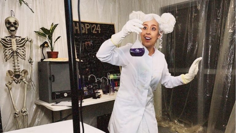 Camila Pudim cria seu próprio Frankenstein com megaprodução e anuncia mês do Halloween!