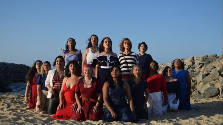 Inspirado nas poéticas do mar, coral feminino estreia espetáculo cênico-musical no Teatro Dragão, neste final de semana