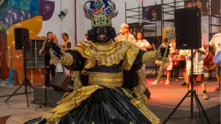 Secult Ceará lança Ciclo Carnavalesco 2025 no Theatro José de Alencar