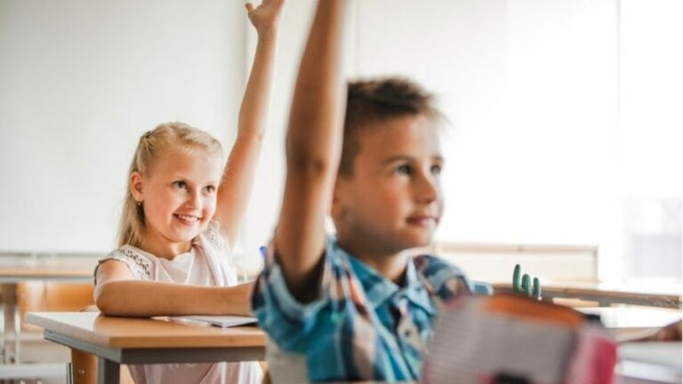 Volta às aulas exige avaliação oftalmológica de crianças e adolescentes