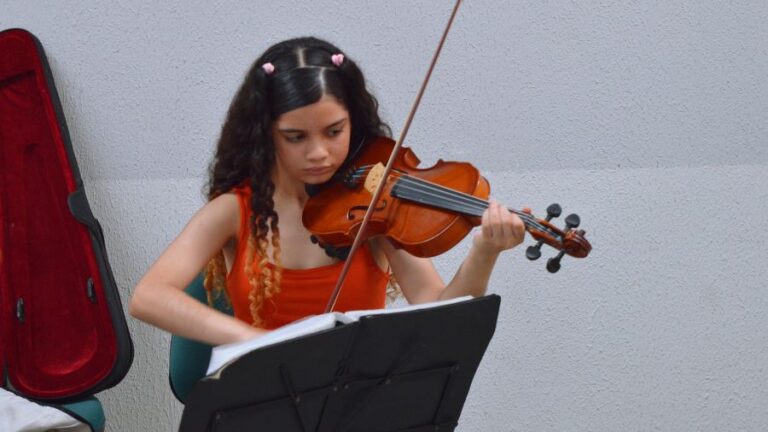 Vila da Música divulga chamada simplificada para novos alunos 
