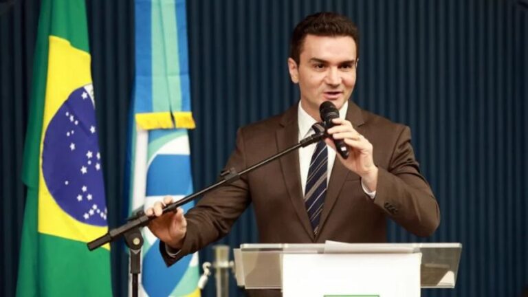 Ministro Celso Sabino se reúne com Consórcio Nordeste para impulsionar o turismo na região