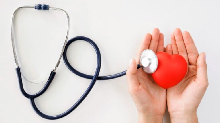 Estudos clínicos apontam eficácia da vitamina B12 sublingual para tratamento de diversas doenças