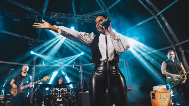 Fortaleza recebe tributo especial à cantora Sade com apresentação de Alegria no Pub 5 Elementos