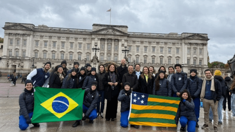  Jovens aprendizes desembarcam em Londres para intercâmbio pedagógico e cultural
